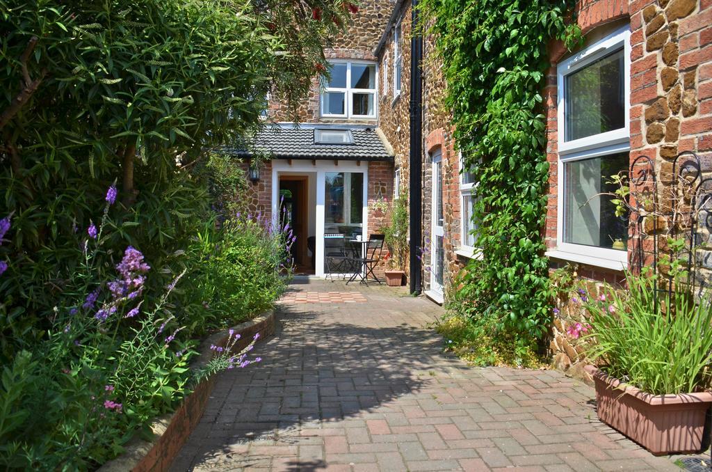 Honeycomb House Apartments Hunstanton Exteriör bild